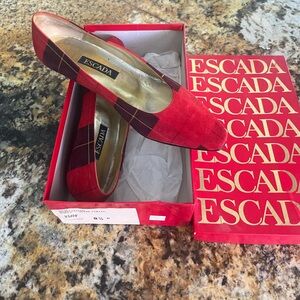 ESCADA GIALLO RED SUEDE TARTAN LOAFER  Size 8.5B.  Gently Worn